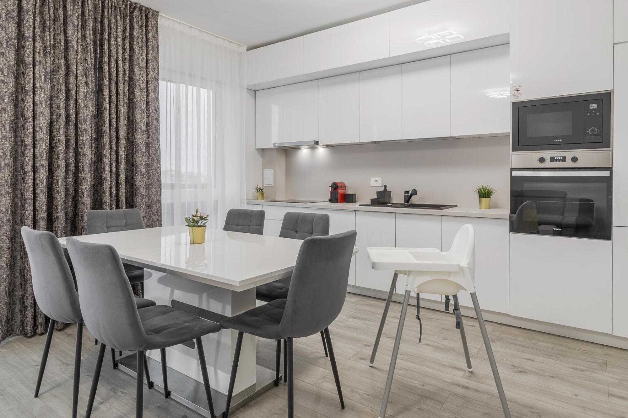 Pure Flat Lägenhet Oradea Exteriör bild